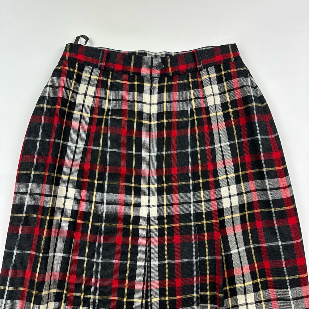 Basler Red Black Plaid Wool Pleated Skirt Side Slits Size 10 - Picture 8 of 13